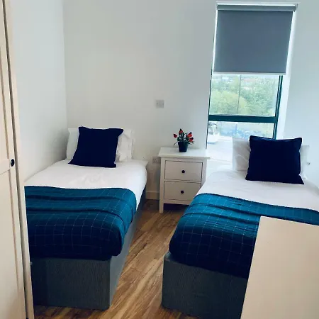 2 Bed 2 Baths Near The Armouries Leeds Leeds (West Yorkshire)