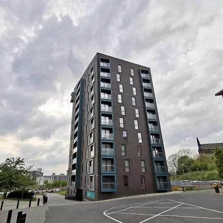 2 Bed 2 Baths Near The Armouries Leeds * Leeds (West Yorkshire)